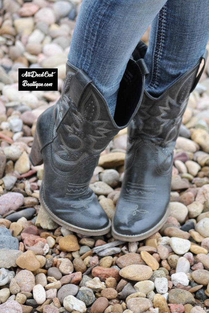 Very Volitile gray faux cowgirl boots! Stitched shaft & decorative 2024 studs!